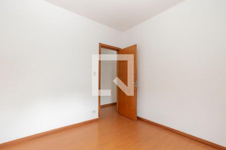 Quarto 2 de casa à venda com 4 quartos, 150m² em Jardim Aeroporto, São Paulo