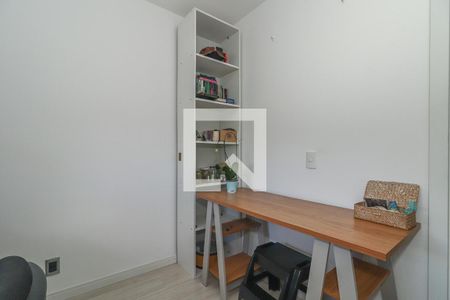 Quarto  de apartamento para alugar com 2 quartos, 70m² em Jardim Carvalho, Porto Alegre