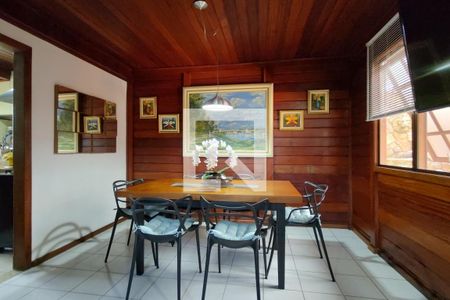 Sala de casa de condomínio à venda com 3 quartos, 154m² em Taquara, Rio de Janeiro