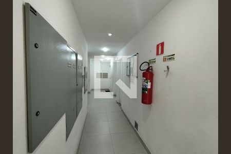 Hall de entrada de apartamento para alugar com 2 quartos, 51m² em Jardim Santa Emilia, São Paulo