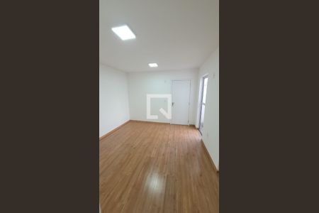 Sala de apartamento para alugar com 2 quartos, 50m² em Planalto, Belo Horizonte