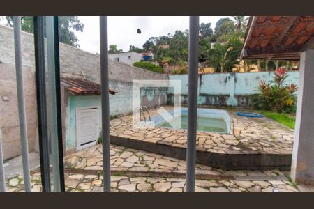 Casa à venda com 4 quartos, 325m² em Maravista, Niterói