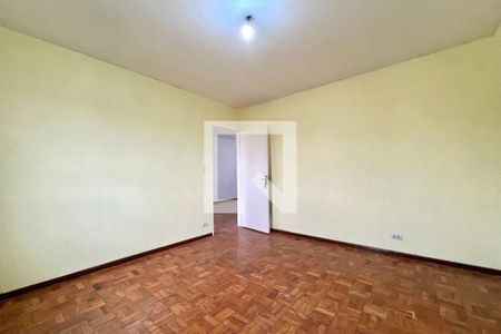 Quarto 1 de casa para alugar com 2 quartos, 100m² em Vila Fachini, São Paulo