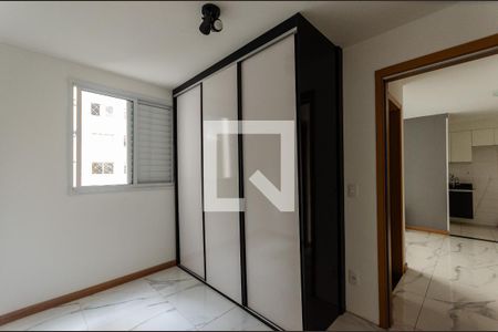 Quarto 1 de apartamento para alugar com 2 quartos, 42m² em Jardim Iris, São Paulo