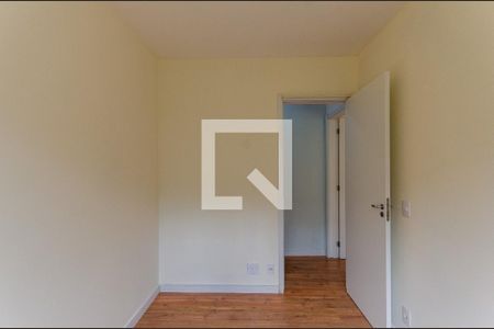 Quarto 1 de apartamento para alugar com 2 quartos, 42m² em Vila Zat, São Paulo