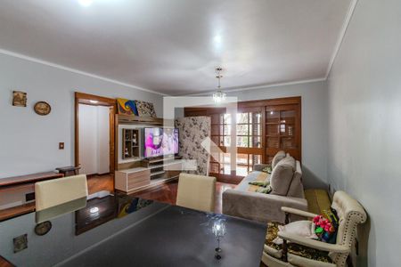 Sala de casa à venda com 3 quartos, 220m² em Medianeira, Porto Alegre