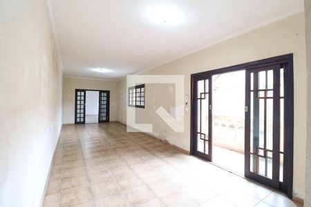 Casa à venda com 4 quartos, 291m² em Jardim Japao, São Paulo