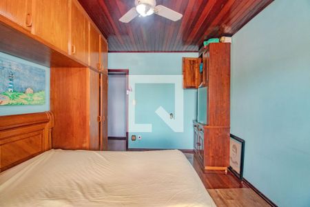 Quarto 1 de casa para alugar com 3 quartos, 300m² em Vila Ipiranga, Porto Alegre