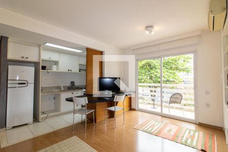 Sala de apartamento para alugar com 1 quarto, 50m² em Cambuí, Campinas