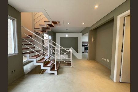 Sala de casa de condomínio à venda com 3 quartos, 180m² em Rio Pequeno, São Paulo