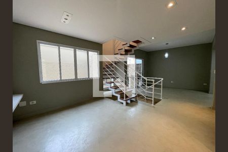 Sala de casa de condomínio à venda com 3 quartos, 180m² em Rio Pequeno, São Paulo