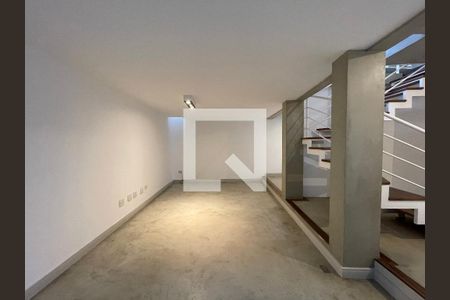 Sala 2 de casa de condomínio à venda com 3 quartos, 180m² em Rio Pequeno, São Paulo