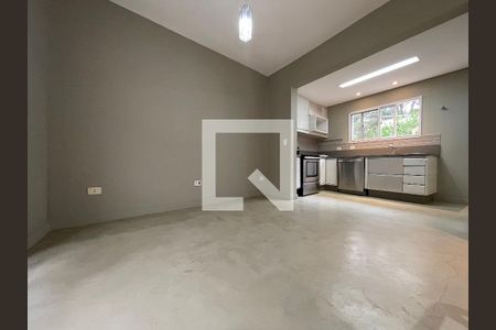 Sala de casa de condomínio à venda com 3 quartos, 180m² em Rio Pequeno, São Paulo