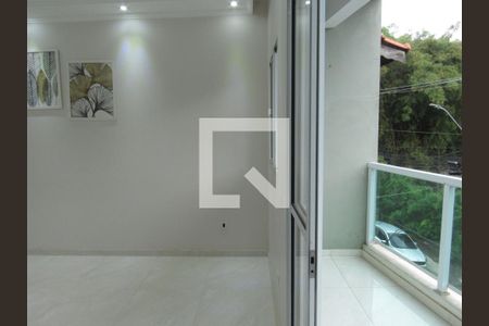 Varanda de casa para alugar com 3 quartos, 137m² em Três Montanhas, Osasco