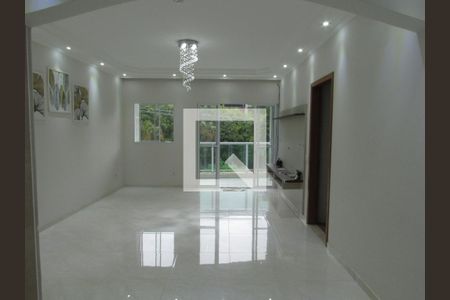 Sala de casa para alugar com 3 quartos, 137m² em Três Montanhas, Osasco