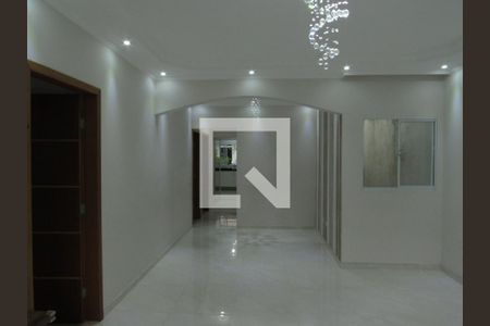 Sala de casa para alugar com 3 quartos, 137m² em Três Montanhas, Osasco