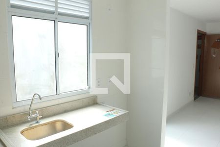 Cozinha de apartamento para alugar com 2 quartos, 36m² em Jardim Alvorada, Nova Iguaçu