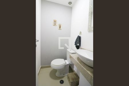 Lavabo de apartamento para alugar com 4 quartos, 117m² em Jardim das Acacias, São Paulo