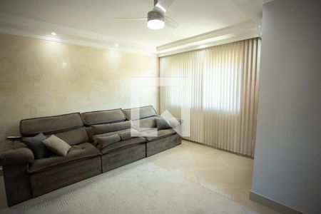 Sala de casa para alugar com 3 quartos, 150m² em Vila Nossa Senhora do Retiro, São Paulo