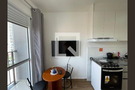 Sala/Cozinha de apartamento para alugar com 1 quarto, 27m² em Vila Butantã, São Paulo