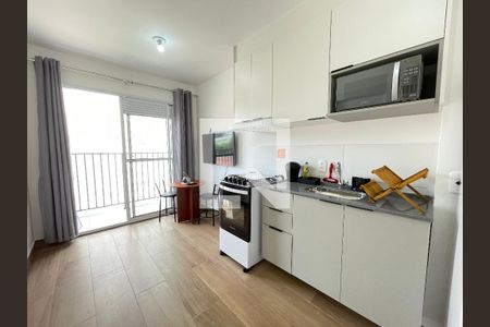 Sala/Cozinha de apartamento para alugar com 1 quarto, 27m² em Vila Butantã, São Paulo