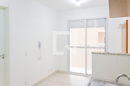 Sala/Cozinha de apartamento para alugar com 1 quarto, 31m² em Bom Retiro, São Paulo