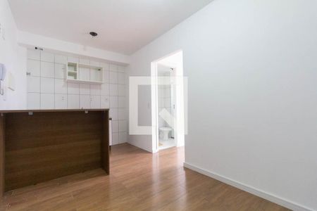 Sala/Cozinha de kitnet/studio para alugar com 1 quarto, 27m² em Vila Ré, São Paulo