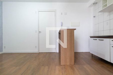 Sala/Cozinha de kitnet/studio para alugar com 1 quarto, 27m² em Vila Ré, São Paulo