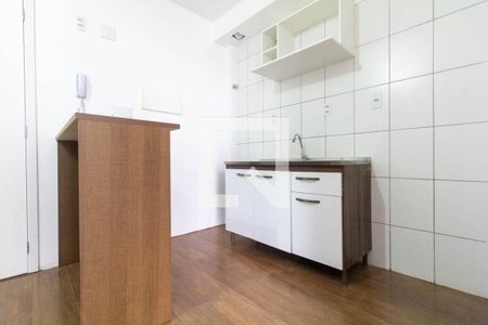 Sala/Cozinha de kitnet/studio para alugar com 1 quarto, 27m² em Vila Ré, São Paulo