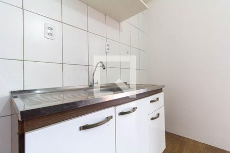 Sala/Cozinha de kitnet/studio para alugar com 1 quarto, 27m² em Vila Ré, São Paulo