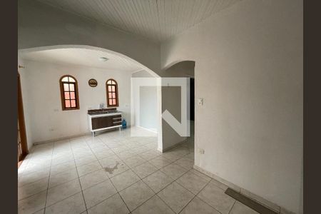 Sala de casa para alugar com 2 quartos, 75m² em Jardim Rosalina, Cotia