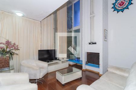 Sala de casa à venda com 4 quartos, 247m² em Pompeia, São Paulo