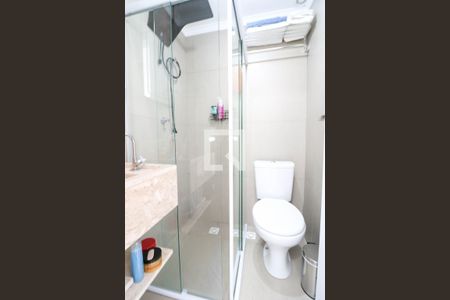 Banheiro de kitnet/studio para alugar com 1 quarto, 20m² em Vila das Belezas, São Paulo