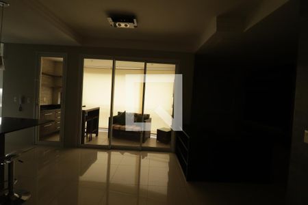 Sala de apartamento à venda com 2 quartos, 87m² em Jardim Trevo, Jundiaí