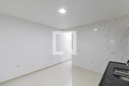 Sala/Cozinha de casa para alugar com 2 quartos, 150m² em Cidade Nova São Miguel, São Paulo