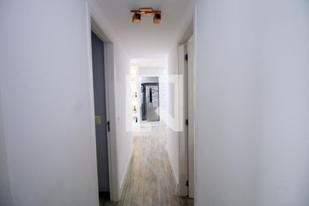 Corredor de apartamento à venda com 3 quartos, 80m² em Vicente de Carvalho, Rio de Janeiro