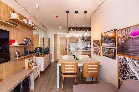 Sala  de apartamento à venda com 2 quartos, 51m² em Centro, Osasco