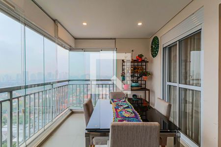 Varanda de apartamento à venda com 2 quartos, 75m² em Caxingui, São Paulo