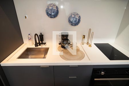 Sala / Cozinha de apartamento para alugar com 1 quarto, 25m² em Bela Vista, São Paulo