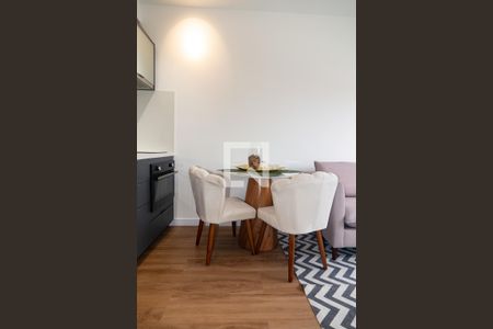 Sala / Cozinha de apartamento para alugar com 1 quarto, 25m² em Bela Vista, São Paulo