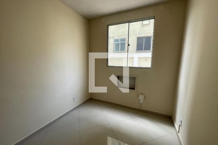 Quarto 2 de apartamento para alugar com 2 quartos, 53m² em Engenho do Porto, Duque de Caxias