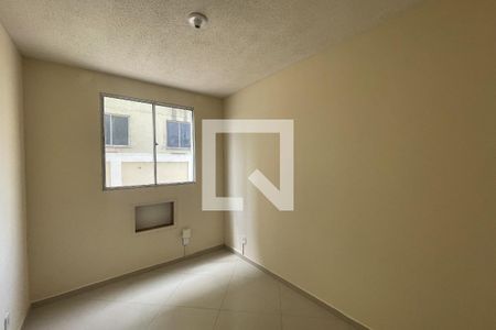 Quarto 2 de apartamento para alugar com 2 quartos, 53m² em Engenho do Porto, Duque de Caxias