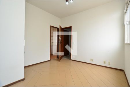 Sala de apartamento para alugar com 2 quartos, 60m² em Cidade Nova, Belo Horizonte