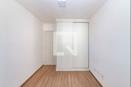 Quarto de apartamento para alugar com 2 quartos, 56m² em Buritis, Belo Horizonte