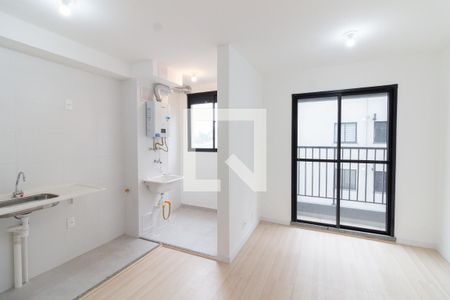 Sala/Cozinha de apartamento para alugar com 2 quartos, 38m² em Jaguaré, São Paulo