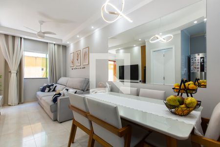 Sala de casa de condomínio à venda com 2 quartos, 57m² em Itaquera, São Paulo