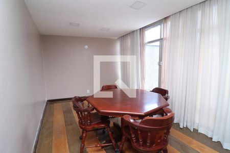 Sala de casa para alugar com 5 quartos, 520m² em Jardim Guanabara, Rio de Janeiro