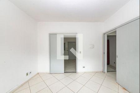 Sala de apartamento para alugar com 1 quarto, 24m² em Caiçaras, Belo Horizonte