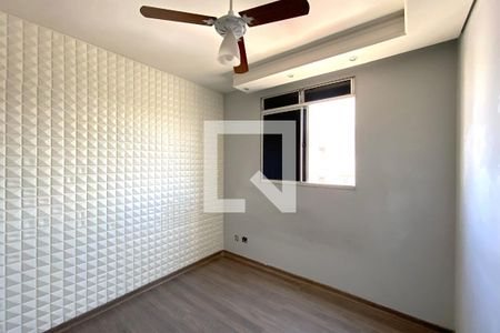 Quarto 1 de apartamento para alugar com 2 quartos, 52m² em Planalto, Belo Horizonte