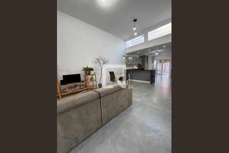 Sala de casa para alugar com 2 quartos, 118m² em Guarujá, Porto Alegre